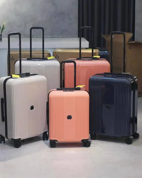 The Odyssey 4-Wheel | Lightweight Hardside Spinner